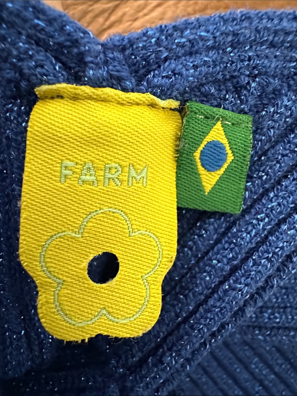 FARM Rio Cropped Lurex V-Neck Tank - Picture 3 of 6